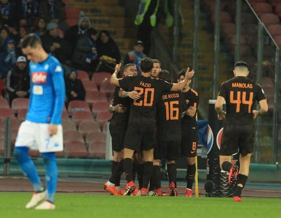  尤文图斯主场失利，争冠形势急转直下  