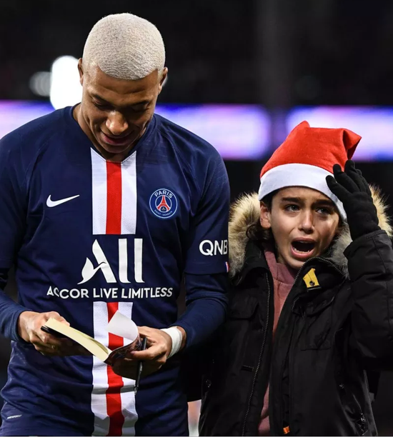  姆巴佩戴帽助球队逆转图卢兹  